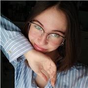 Profesora titulada en B2 first de inglés en Cambridge.